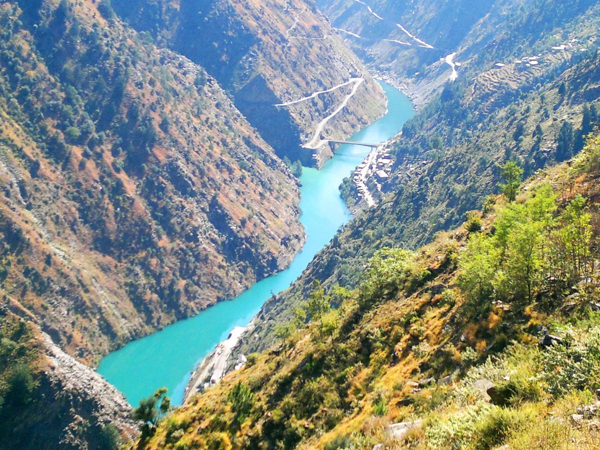 Hotel Bharmour View Brahmaur Ngoại thất bức ảnh
